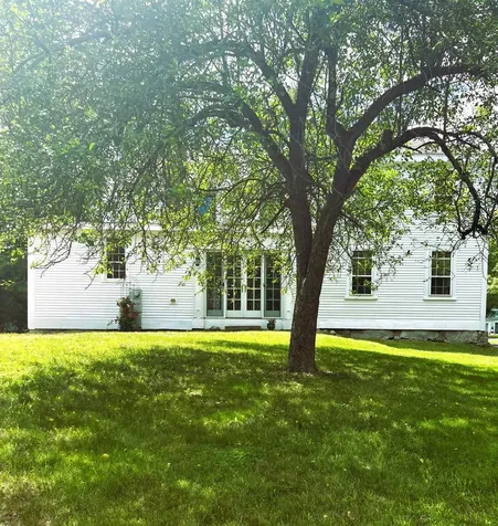 41 Amesbury Road Newton NH 03858