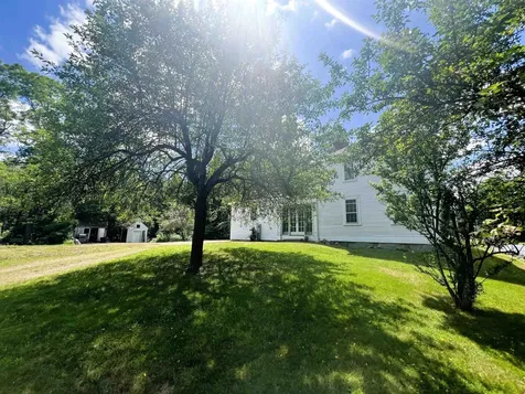 41 Amesbury Road Newton NH 03858