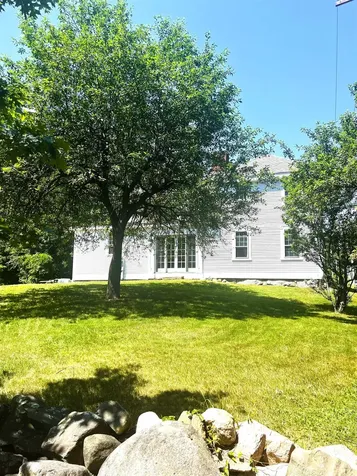 41 Amesbury Road Newton NH 03858