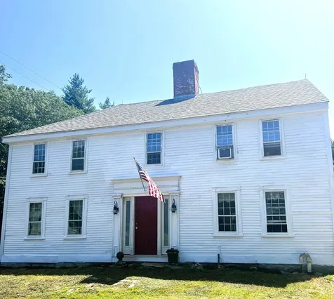 41 Amesbury Road Newton NH 03858
