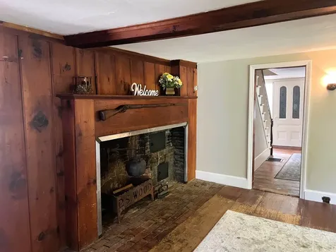 41 Amesbury Road Newton NH 03858