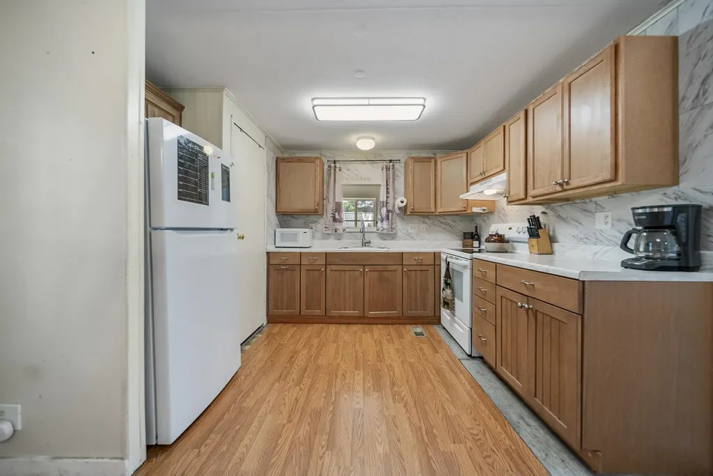 12 Circle Road Ossipee NH 03814