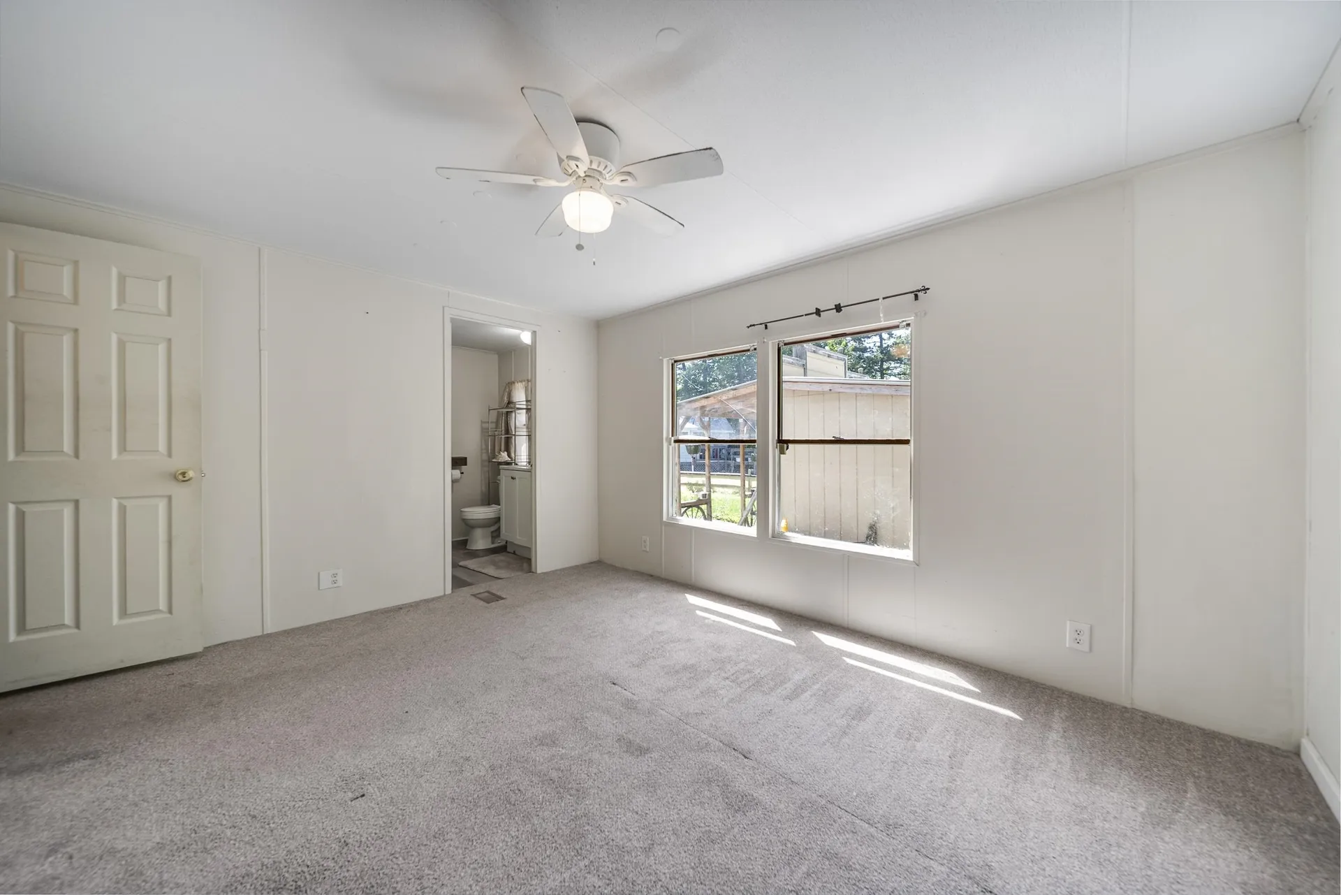 12 Circle Road Ossipee NH 03814