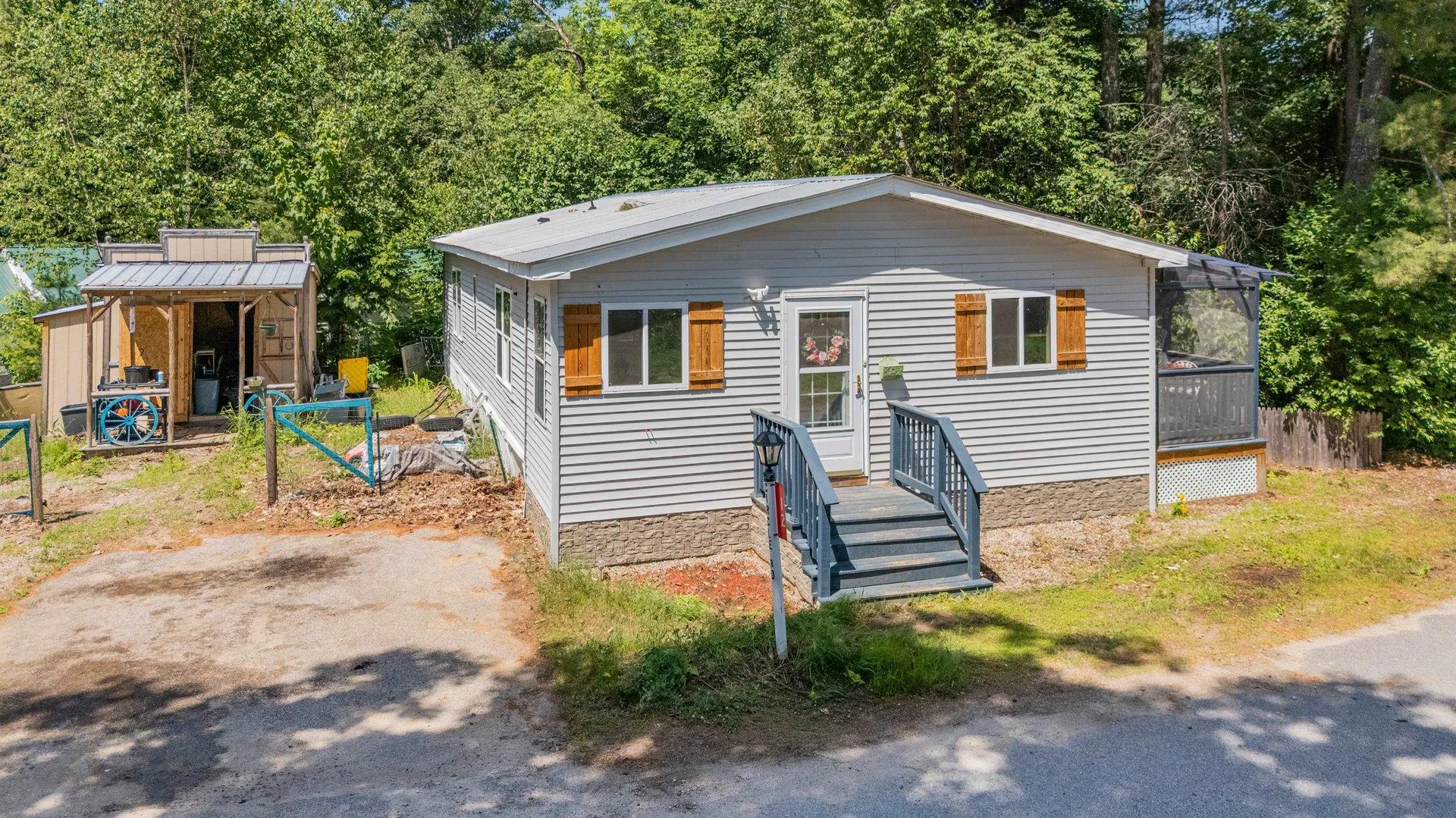 12 Circle Road Ossipee NH 03814