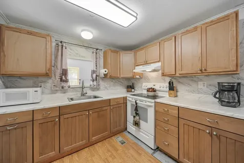 12 Circle Road Ossipee NH 03814