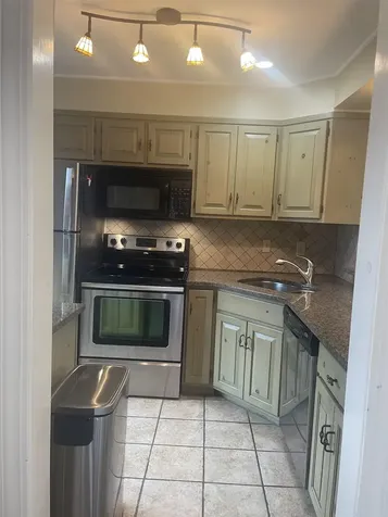 355 Lyman Bacheller Road Hartford VT 05059