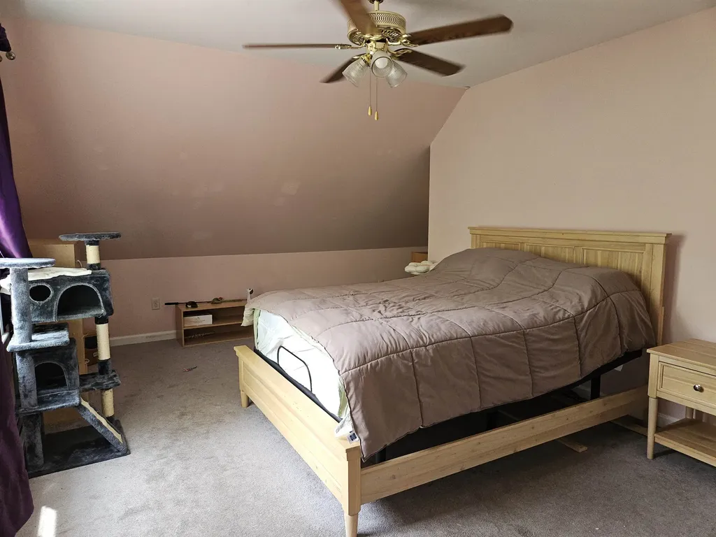 115 Hollow Drive Hartford VT 05001