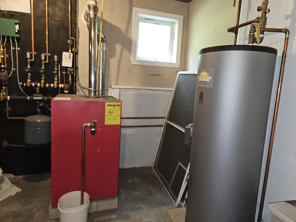 115 Hollow Drive Hartford VT 05001