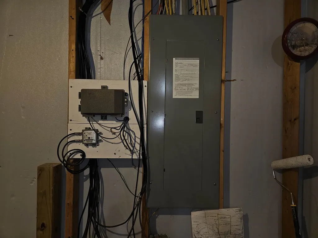 115 Hollow Drive Hartford VT 05001