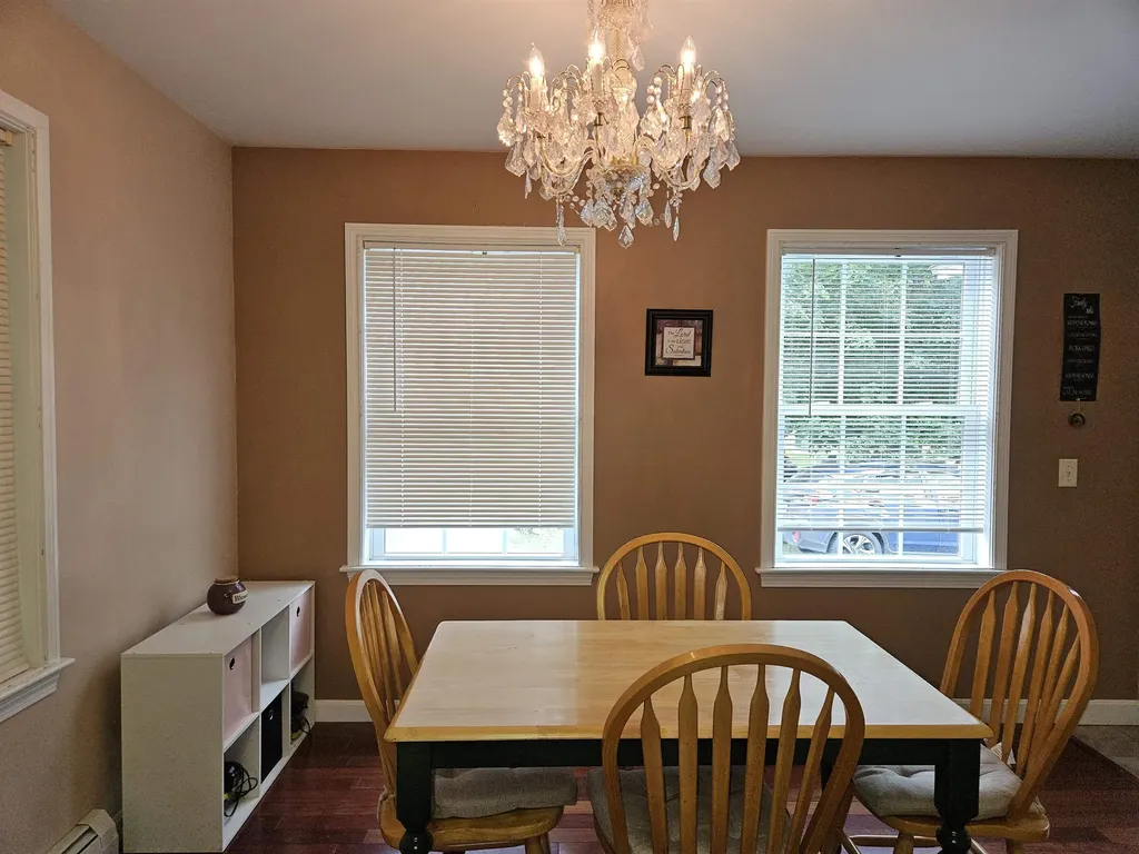 115 Hollow Drive Hartford VT 05001