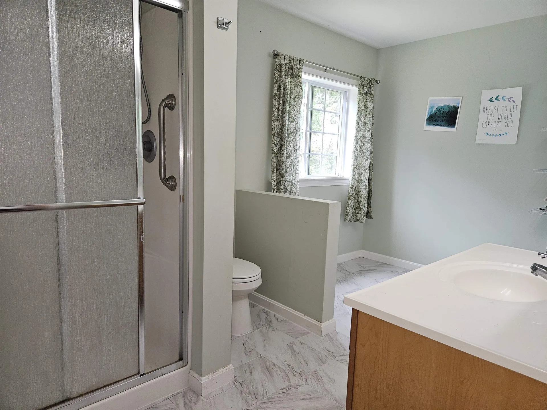 115 Hollow Drive Hartford VT 05001