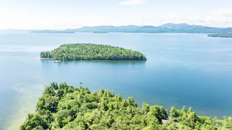 144 Windermere Road Moultonborough NH 03254