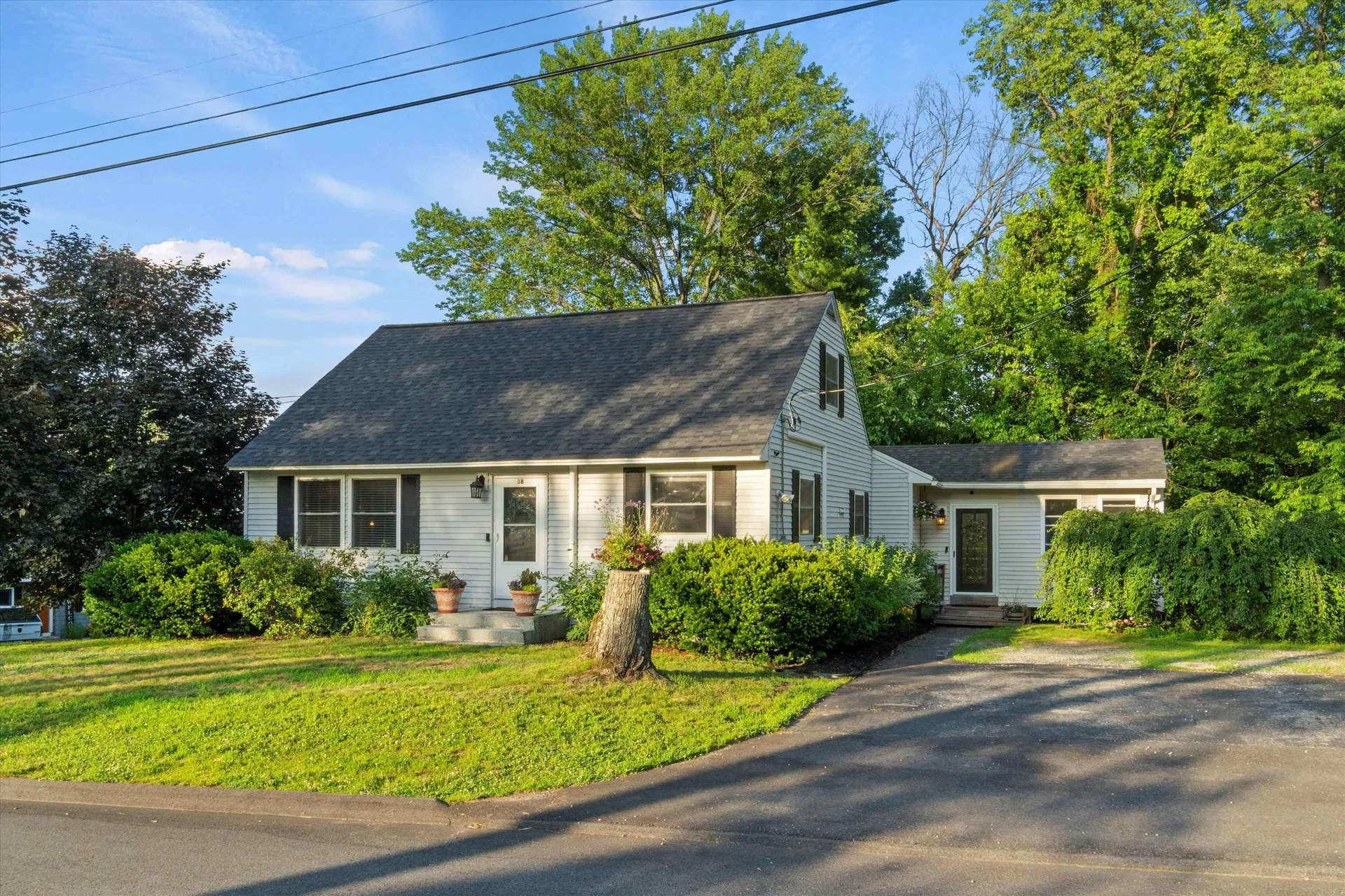 38 Heald Street Goffstown NH 03102