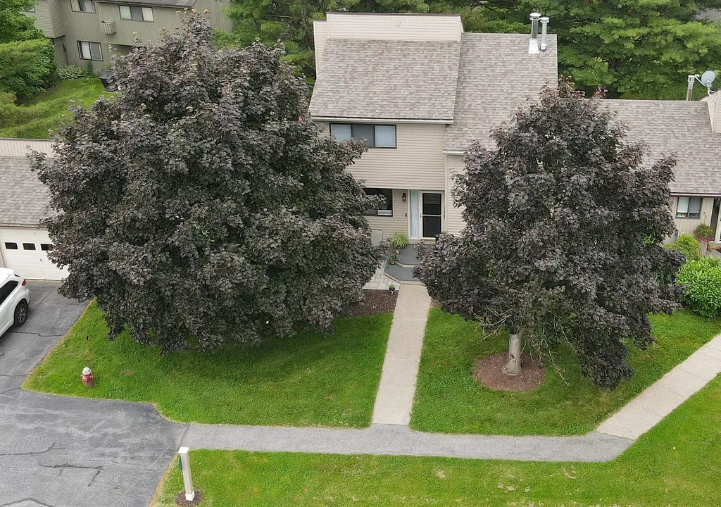 6 Charleston Green South Burlington VT 05403