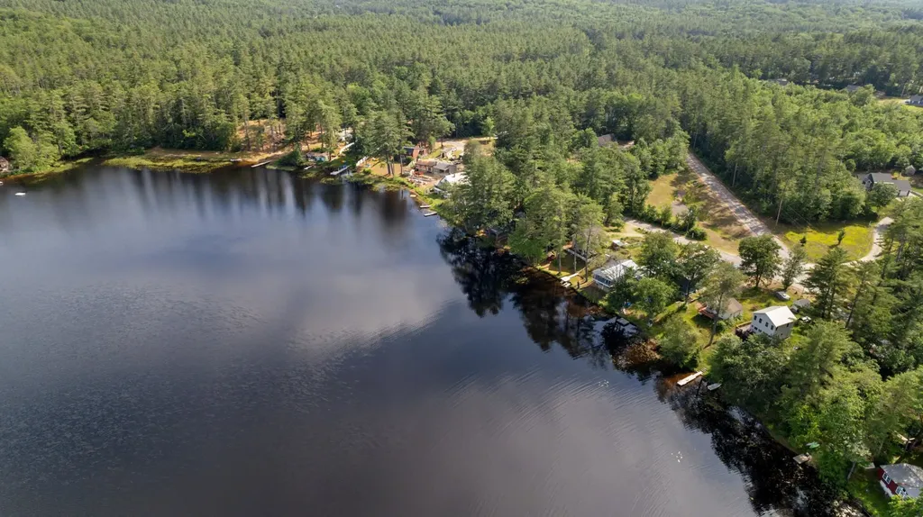 14 Glines Park Road Northfield NH 03276