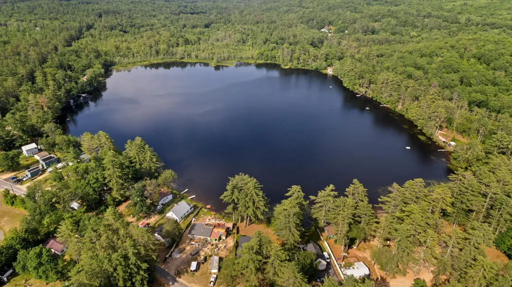 14 Glines Park Road Northfield NH 03276