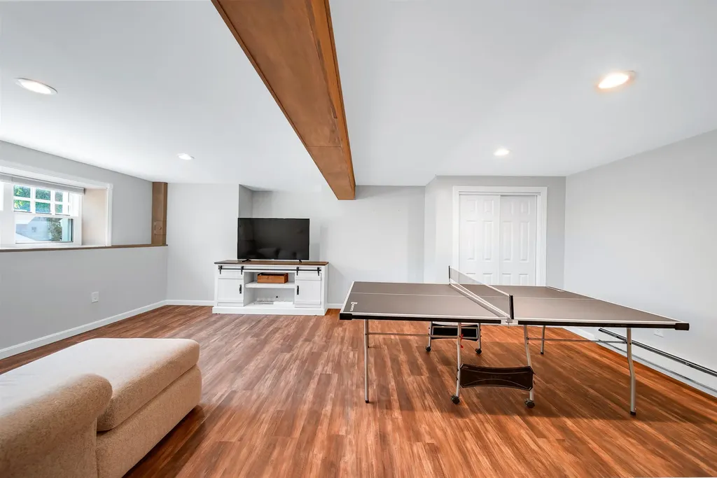 20 Cimmarron Drive Nashua NH 03062