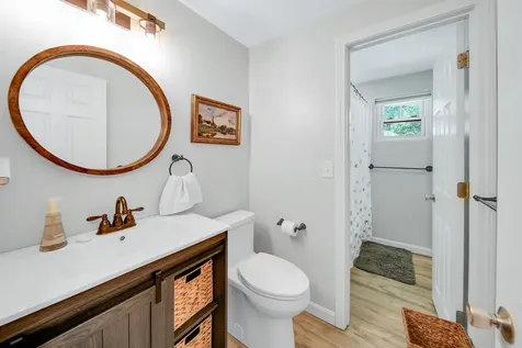 20 Cimmarron Drive Nashua NH 03062