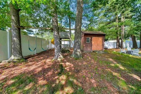 20 Cimmarron Drive Nashua NH 03062