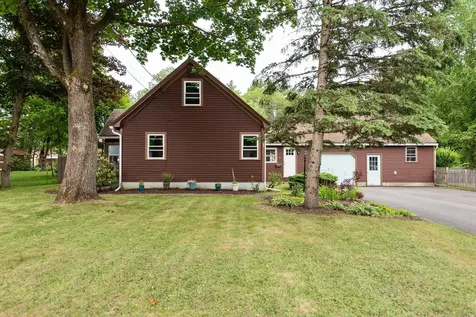 21 Redington Road Concord NH 03301