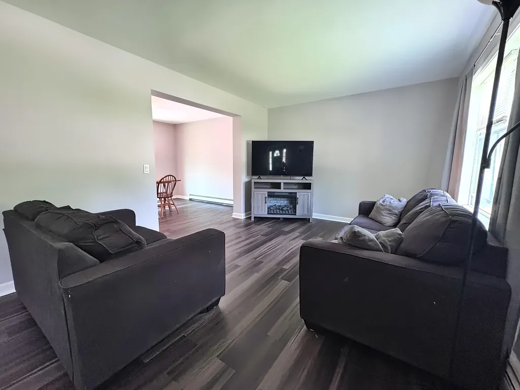19 Royal Street Bennington VT 05257