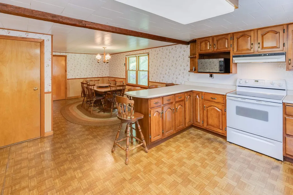 141 Manns Hill Road Littleton NH 03561