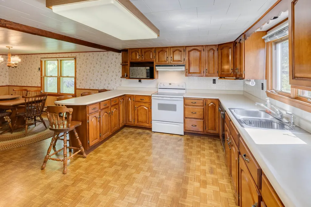 141 Manns Hill Road Littleton NH 03561