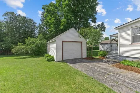 13 Dunning Street Swanton VT 05488