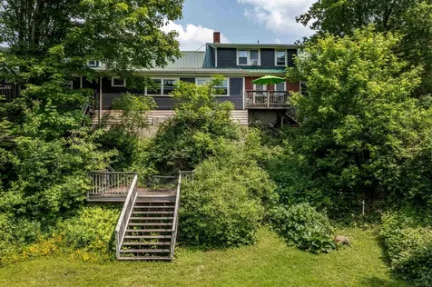 692 S Main Street Stowe VT 05672