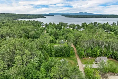 4 Mill Pond Road Tuftonboro NH 03816