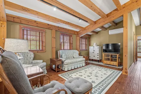 172 South Road Deerfield NH 03037