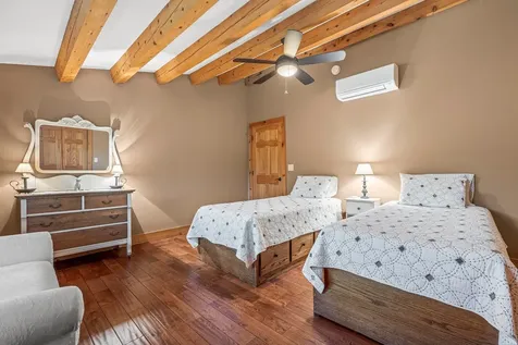172 South Road Deerfield NH 03037