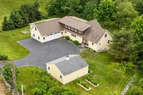 172 South Road Deerfield NH 03037