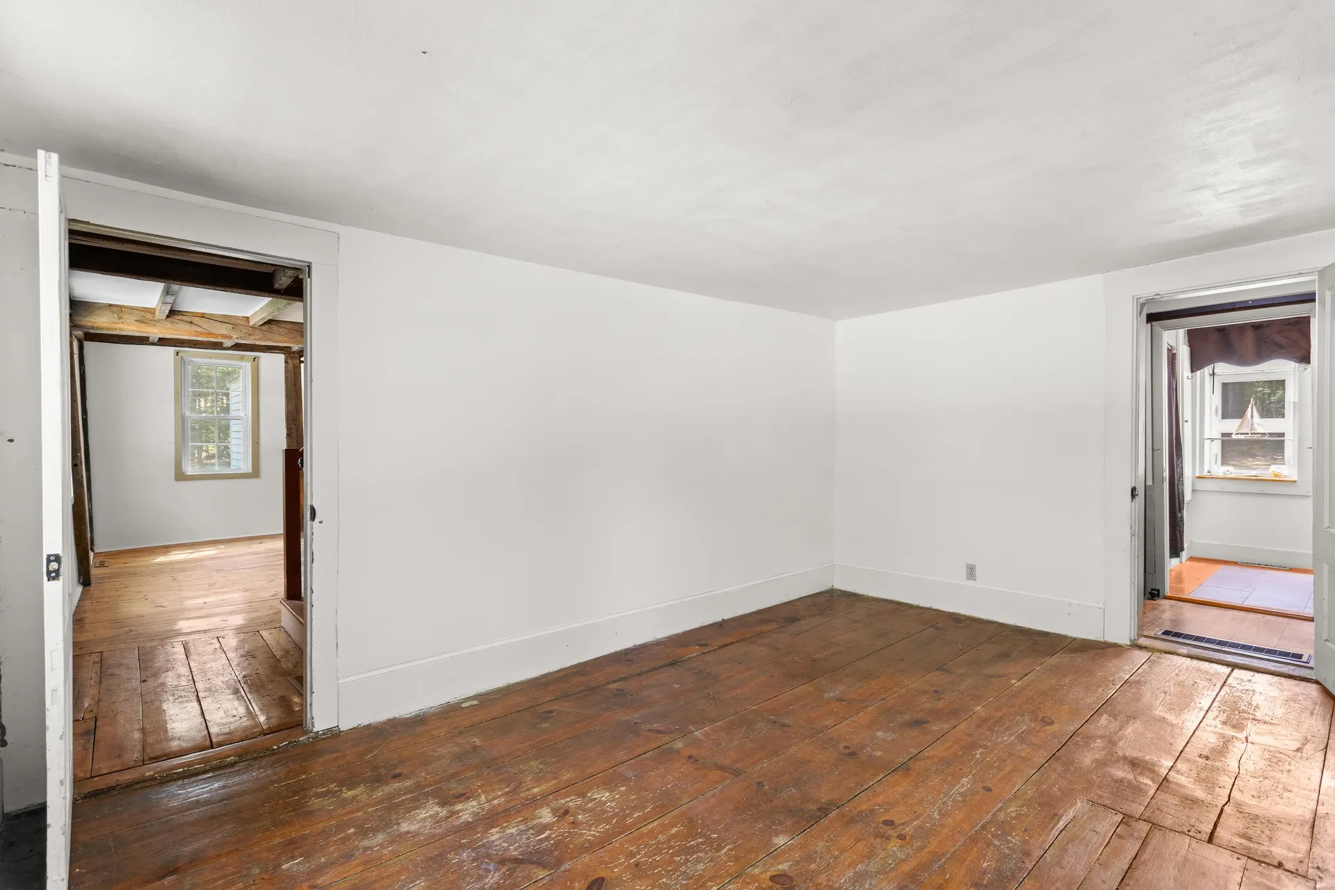 102 Green Road Raymond NH 03077