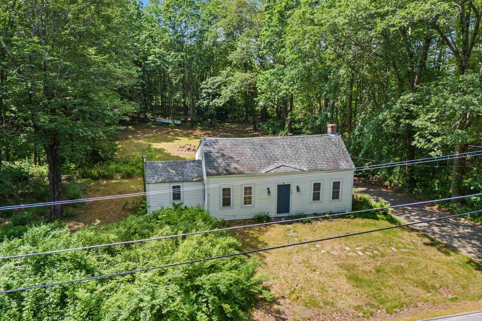 102 Green Road Raymond NH 03077