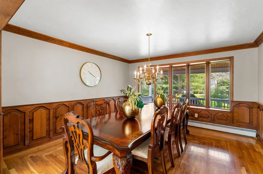 10 Roy Drive Hudson NH 03051-3538