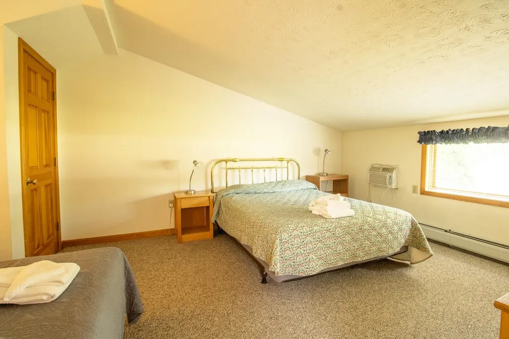 10 Jack O Lantern Drive Woodstock NH 03293