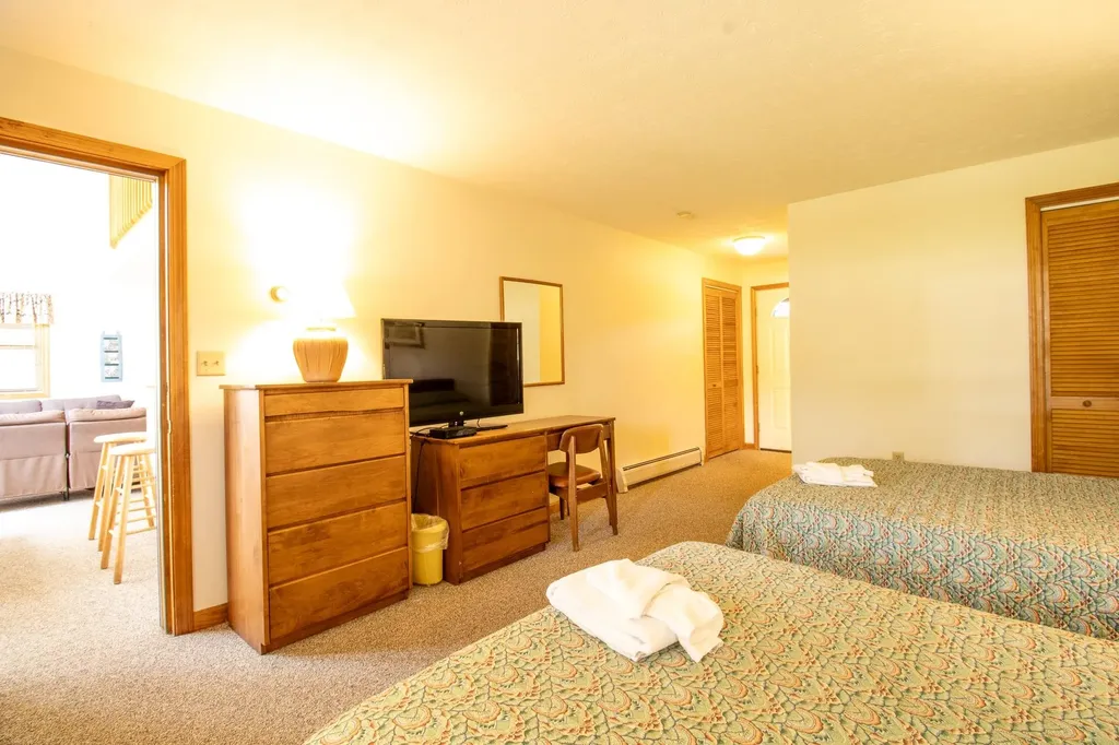 10 Jack O Lantern Drive Woodstock NH 03293