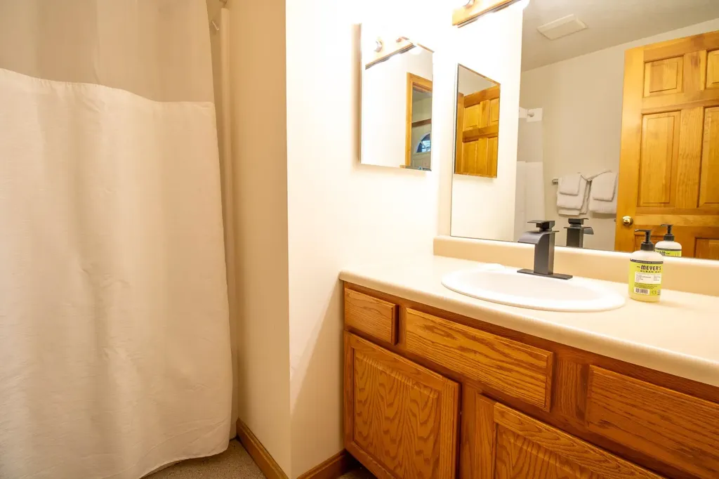 10 Jack O Lantern Drive Woodstock NH 03293