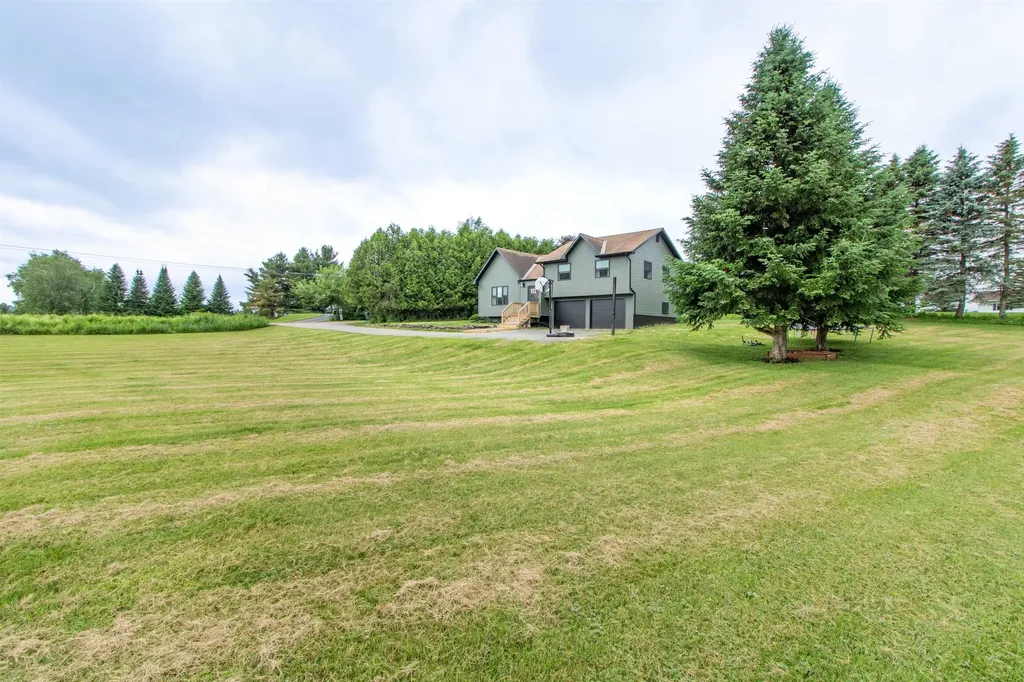 287 Lakeview Drive Derby VT 05829