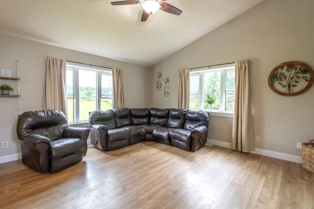 287 Lakeview Drive Derby VT 05829