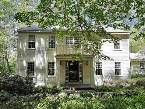 81 Meadow Drive Hollis NH 03049
