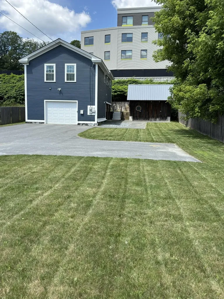 14 Central Street Windsor VT 05089