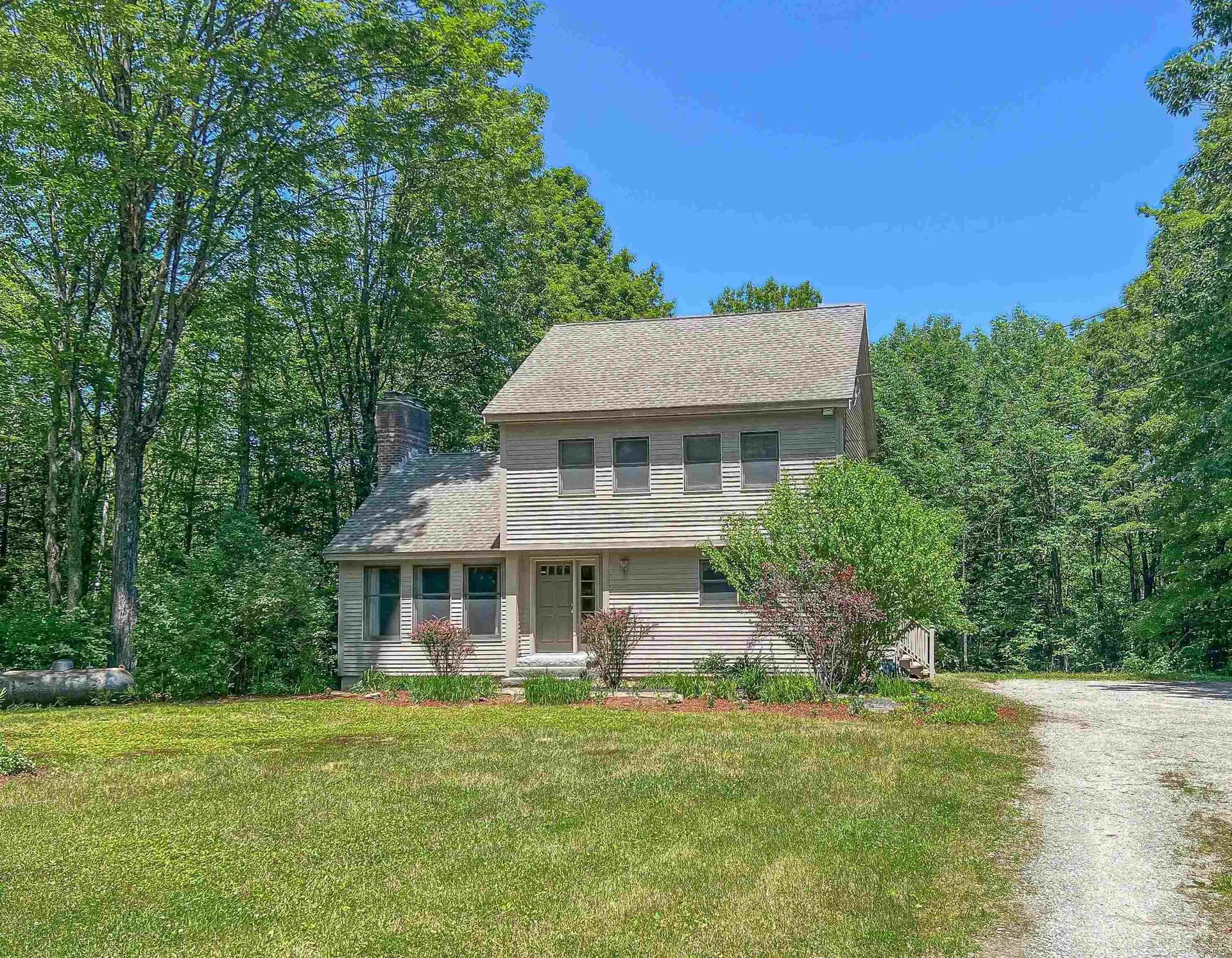 21 Portage Road Goffstown NH 03045