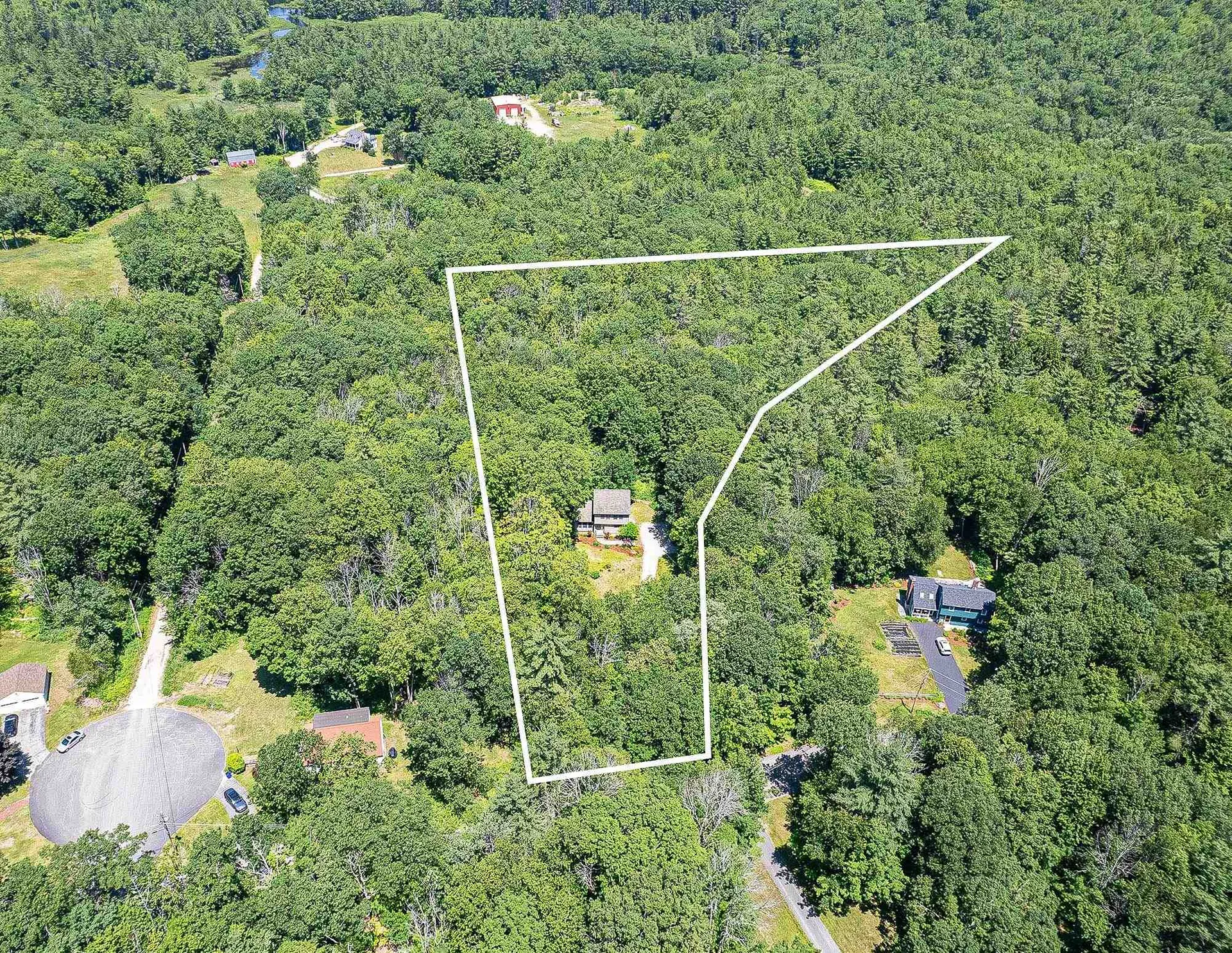 21 Portage Road Goffstown NH 03045