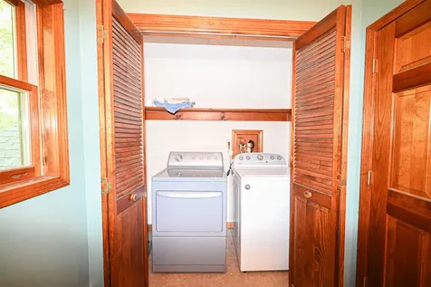 21 Portage Road Goffstown NH 03045