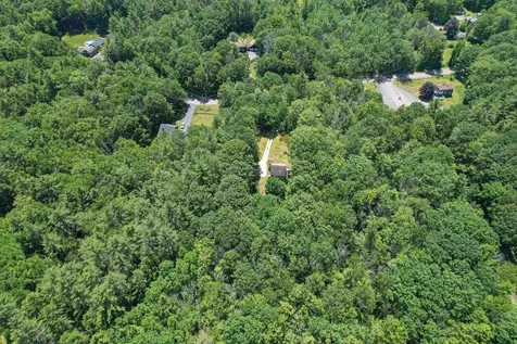 21 Portage Road Goffstown NH 03045