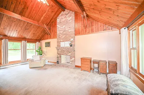 21 Portage Road Goffstown NH 03045