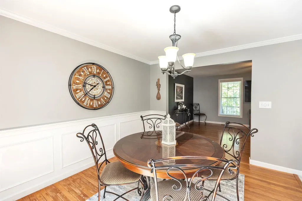 228 Whittington Street Manchester NH 03104