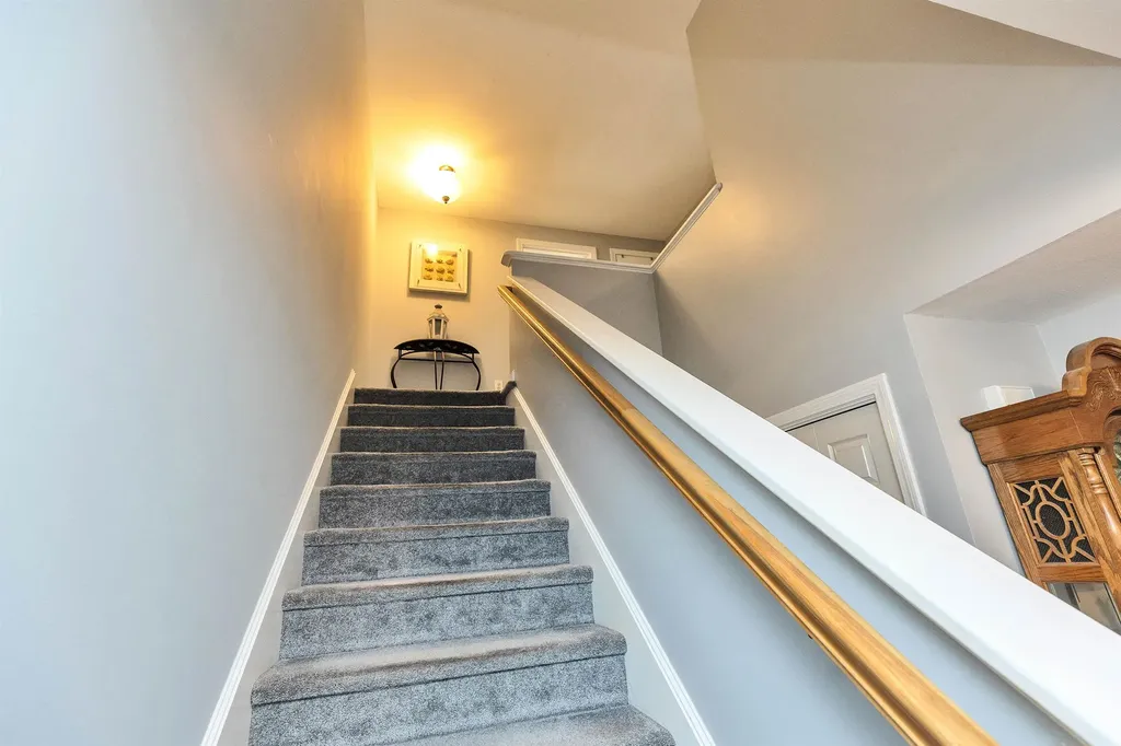 228 Whittington Street Manchester NH 03104